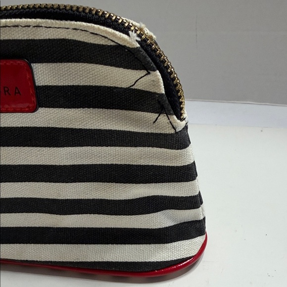 Sephora Striped Pouch with Red Accents - Picture 5 of 13